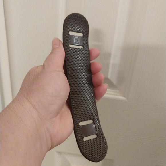 Louis Vuitton Large Monogram Shoulder Strap Pad - Picture 2 of 6